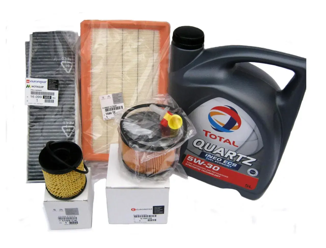 Zestaw filtrów i oleju Total Quartz 5W-30 do Peugeot 307 2.0 HDi. W zestawie filtry powietrza, kabinowy, oleju i olej silnikowy.