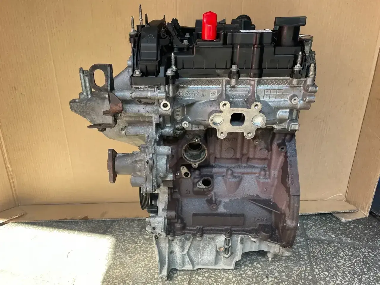 Silnik Ford C-Max 1.6 TDCI, gotowy do montażu.